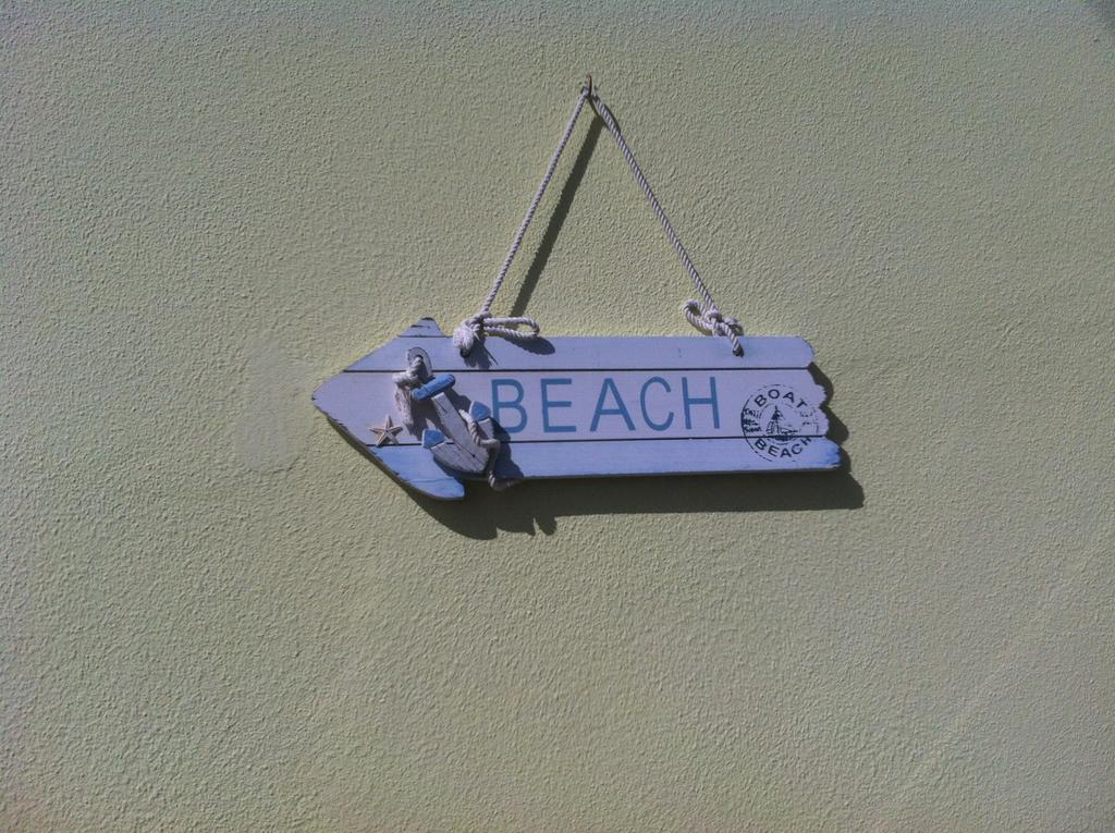 House On The Beach Machico  Exterior photo