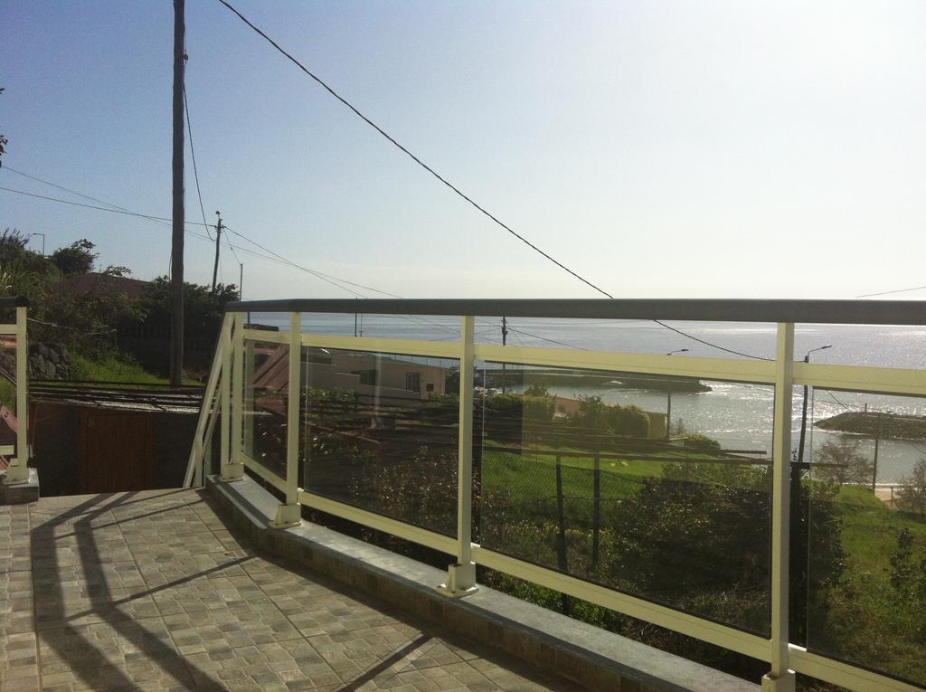 House On The Beach Machico  Exterior photo