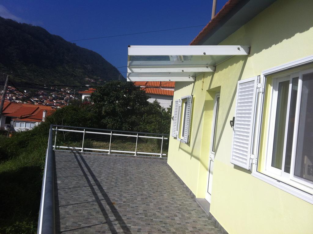 House On The Beach Machico  Exterior photo